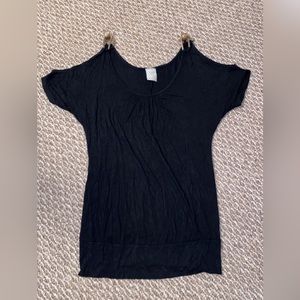 Plain black shirt with chain strap.